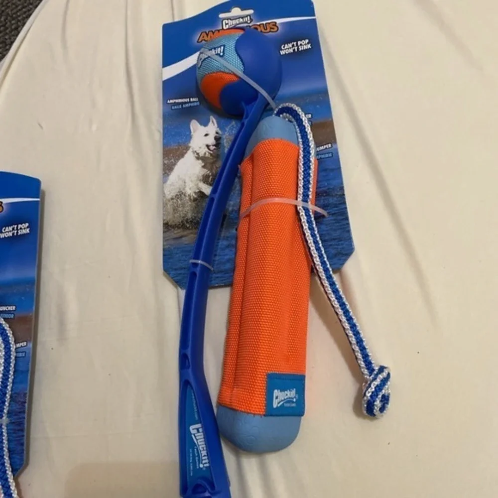 Chuckit Amphibious Fetch Toys Dogs‎ Launcher, Ball & Bumper Won't Sink 3694